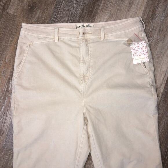 Free People Fine Line Straight Leg Corduroy Crop Jeans In Moon Rising Cream 14 - Picture 6 of 8